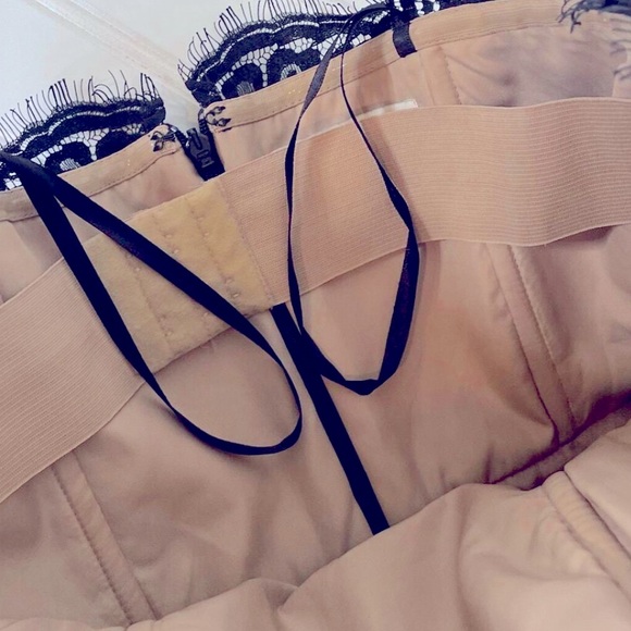 ROBERT RODRIGUEZ for NEIMAN MARCUS, BLACK LACE STRAPLESS - Picture 7 of 10